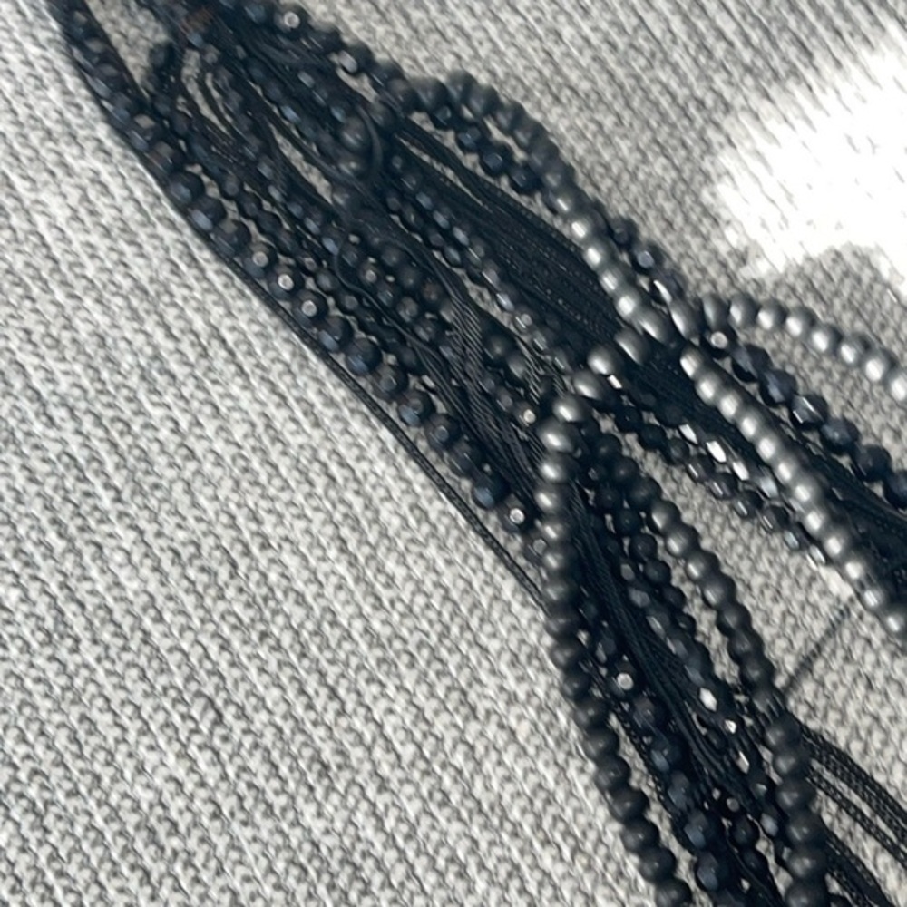 Black Cascading Multi-Layered Necklace - Picture 14 of 16